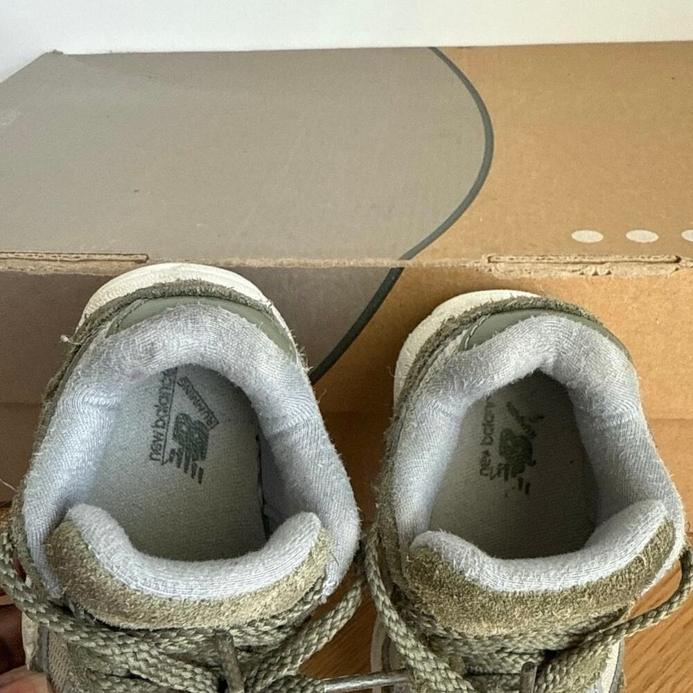 New Balance 2002 R ‘Olive’ Toddler Sneakers- SZ 4 C - Picture 5 of 9